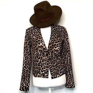 Chicos Leopard Print Sz 0  Long Sleeve Cardigan